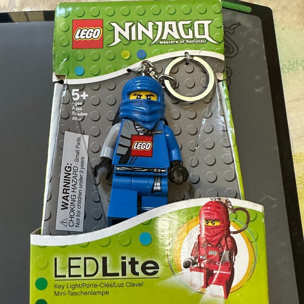 LEGO Ninjago Masters Of Spinjitzu Blue Led Lite LED Key Chain Key Light Flashlig